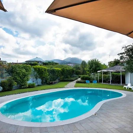 Bed & Breakfast Maison Di Fiore 4*