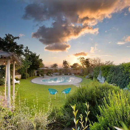 Maison Di Fiore Bed & Breakfast 4*