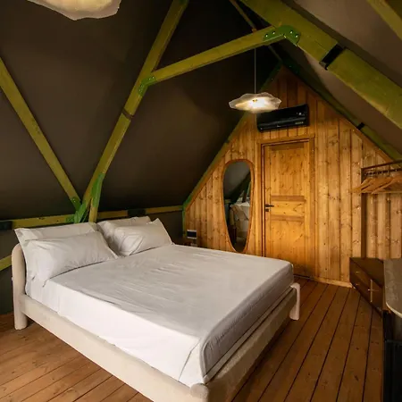 Frühstückspension Maison Di Fiore 4*