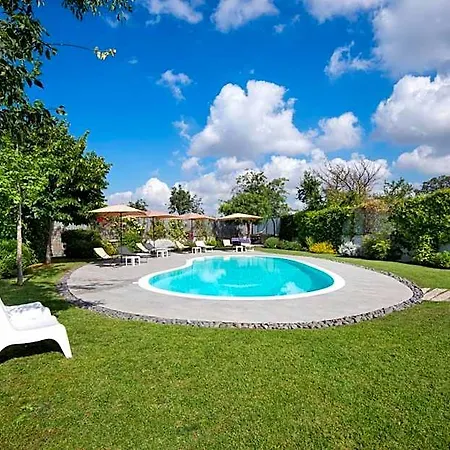 Frühstückspension Maison Di Fiore 4*